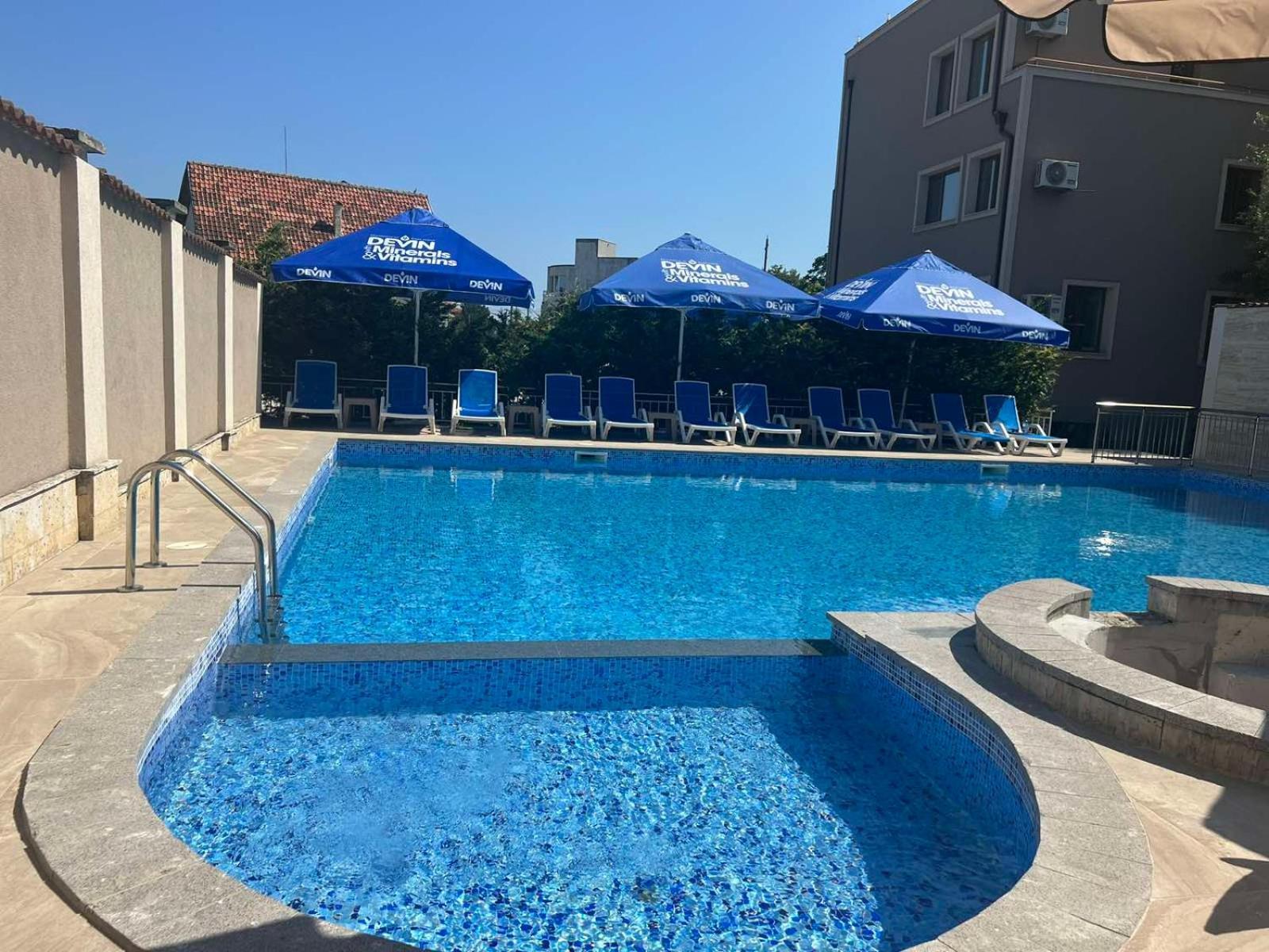 Vemara City Boutique Hotel-Free Parking Varna Exterior foto